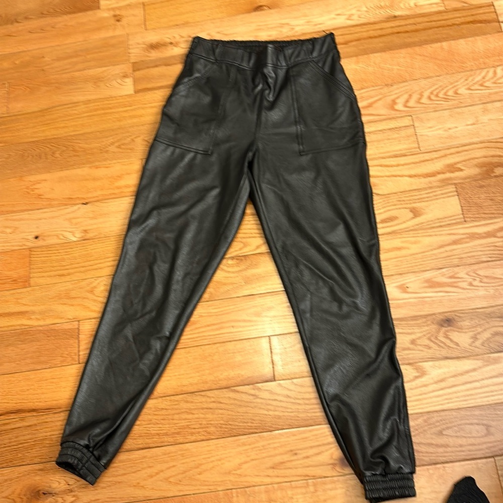 New without tags leather spanx joggers size small